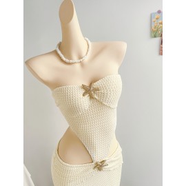 [Elegant Mermaid Dress] Elegant White Mermaid Dress | High-Waisted, Metallic Accent, Ruched Detailing - Perfect for Beach and Holiday Season